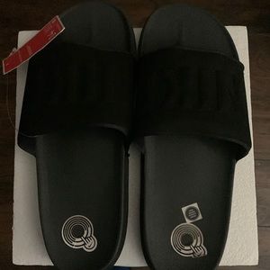 Men’s Nike slides size 14